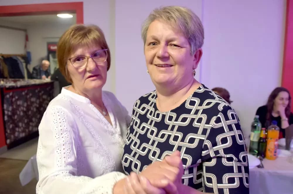 Jubilarni Dan žena u Tornju uz Dubu Biondića i Papučke vile
