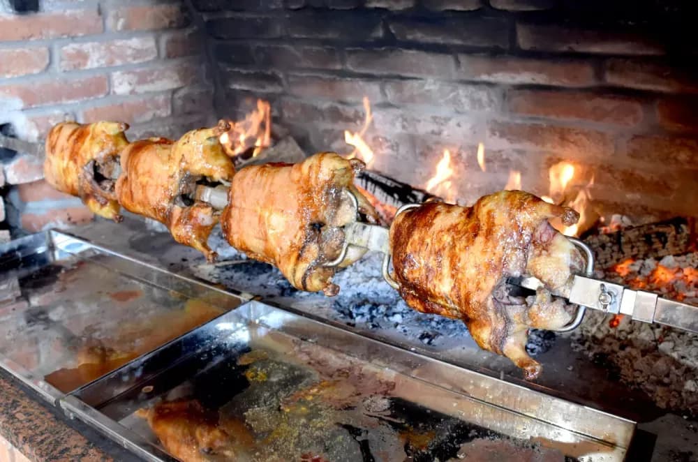 Grgurevo na vrhu Sokolovca: Pjesma, običaji i prijatelji uz vinskog kardinala