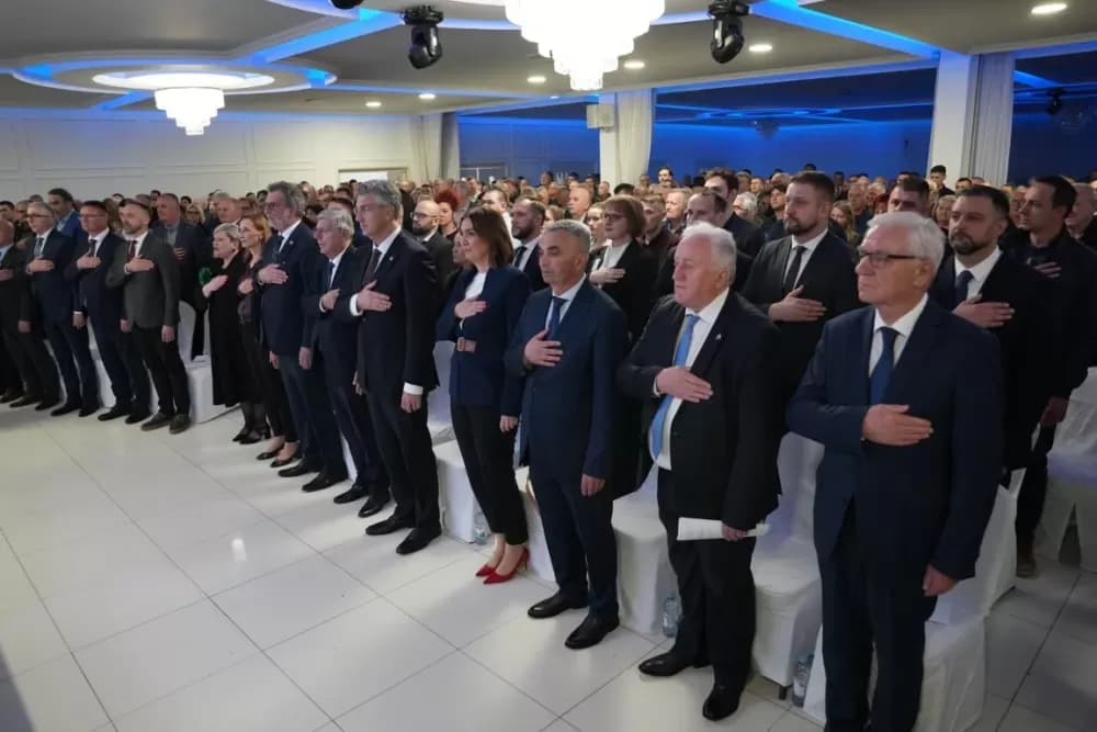 „Plenković na 36. obljetnici HDZ-a u Požegi: ‘Antonija Jozić i HDZ donose pobjede i projekte!’“