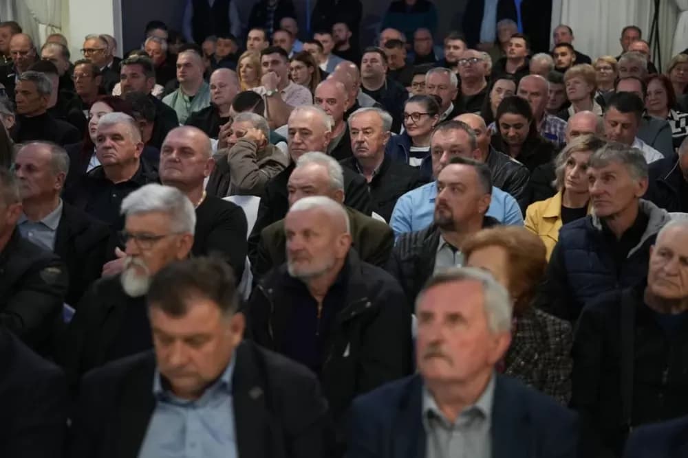 „Plenković na 36. obljetnici HDZ-a u Požegi: ‘Antonija Jozić i HDZ donose pobjede i projekte!’“