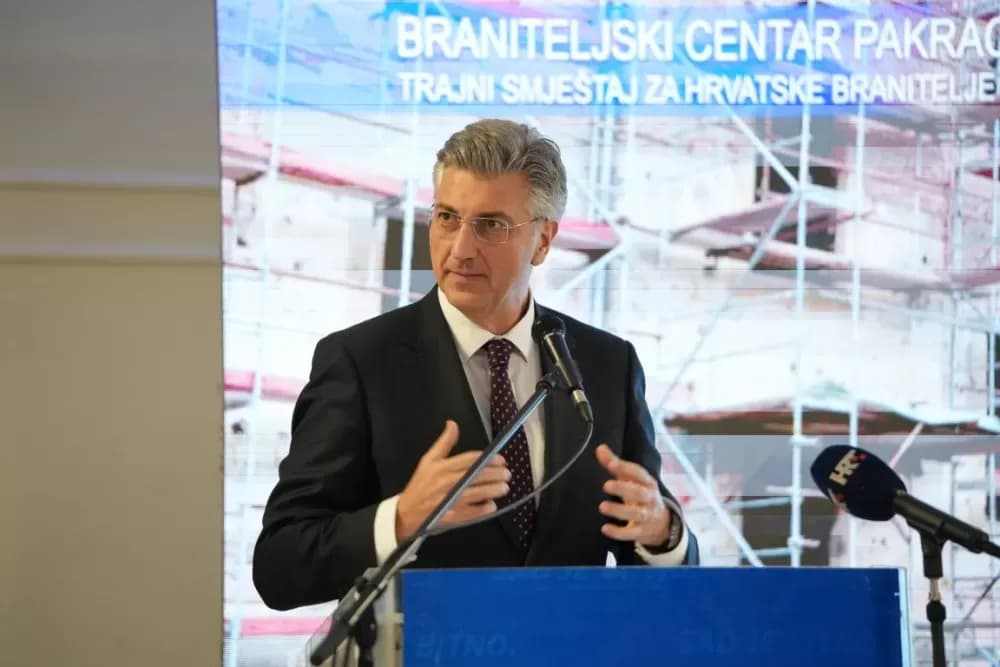 „Plenković na 36. obljetnici HDZ-a u Požegi: ‘Antonija Jozić i HDZ donose pobjede i projekte!’“