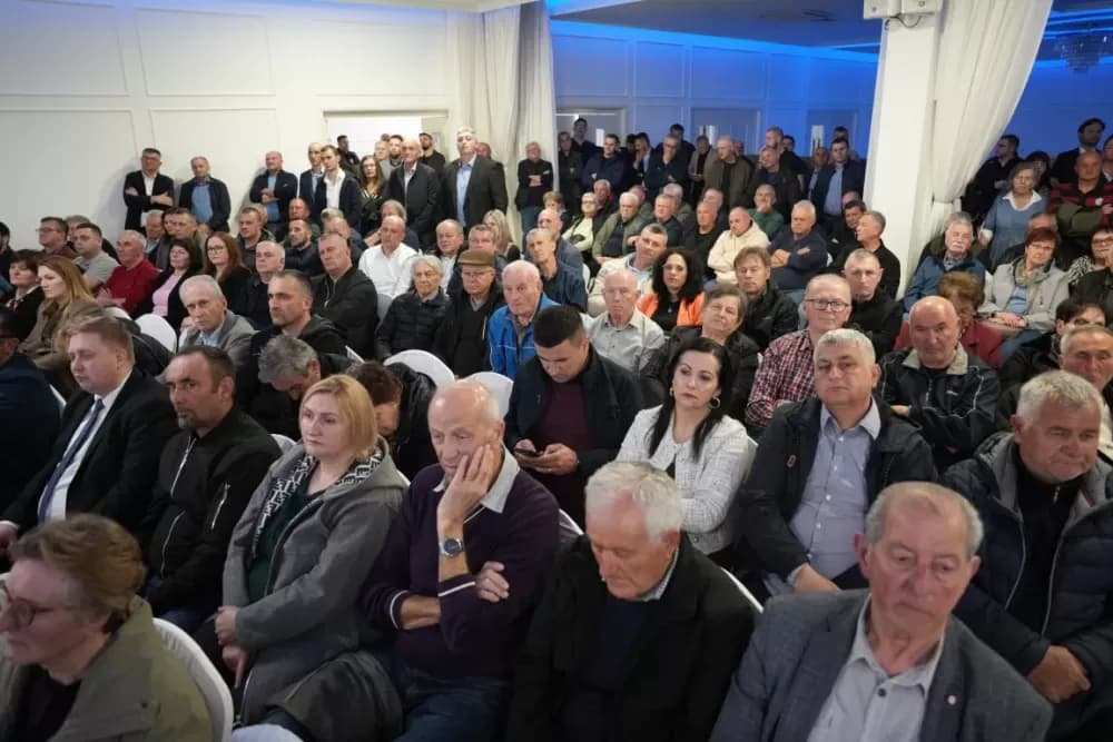 „Plenković na 36. obljetnici HDZ-a u Požegi: ‘Antonija Jozić i HDZ donose pobjede i projekte!’“
