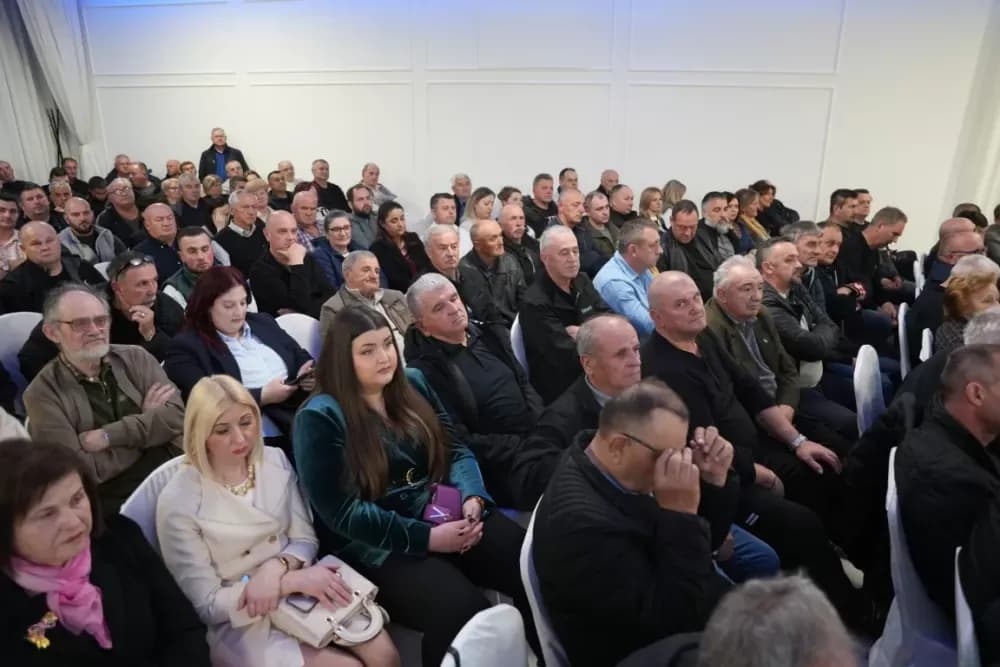 „Plenković na 36. obljetnici HDZ-a u Požegi: ‘Antonija Jozić i HDZ donose pobjede i projekte!’“