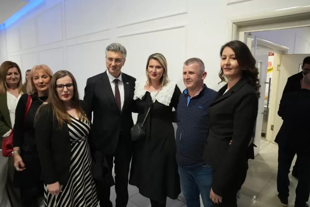 „Plenković na 36. obljetnici HDZ-a u Požegi: ‘Antonija Jozić i HDZ donose pobjede i projekte!’“