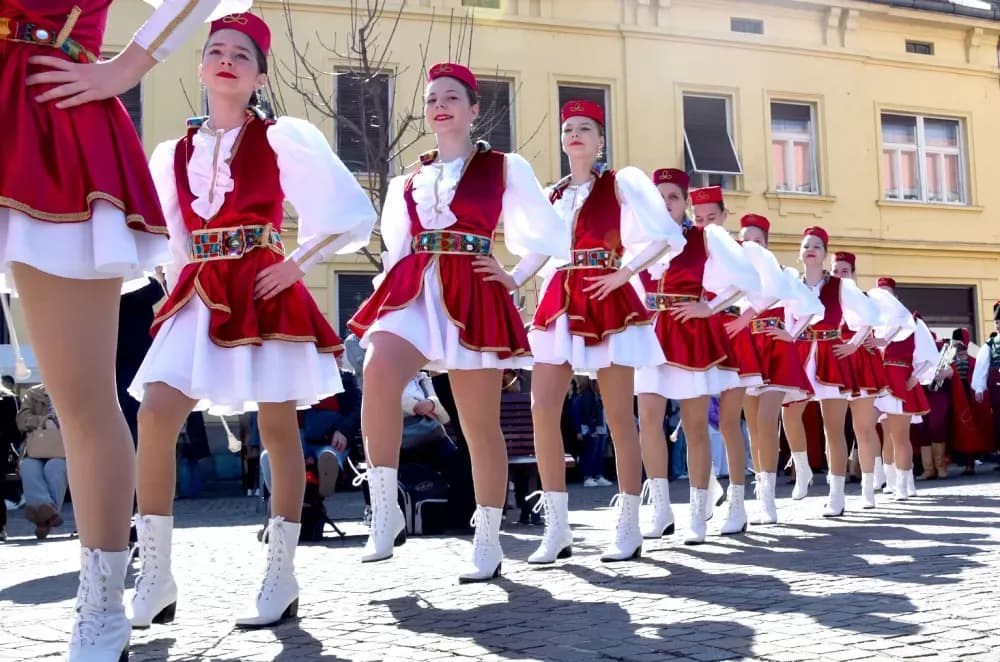 Povijesne postrojbe ponovno oživjele duh prošlih vremena u Požegi
