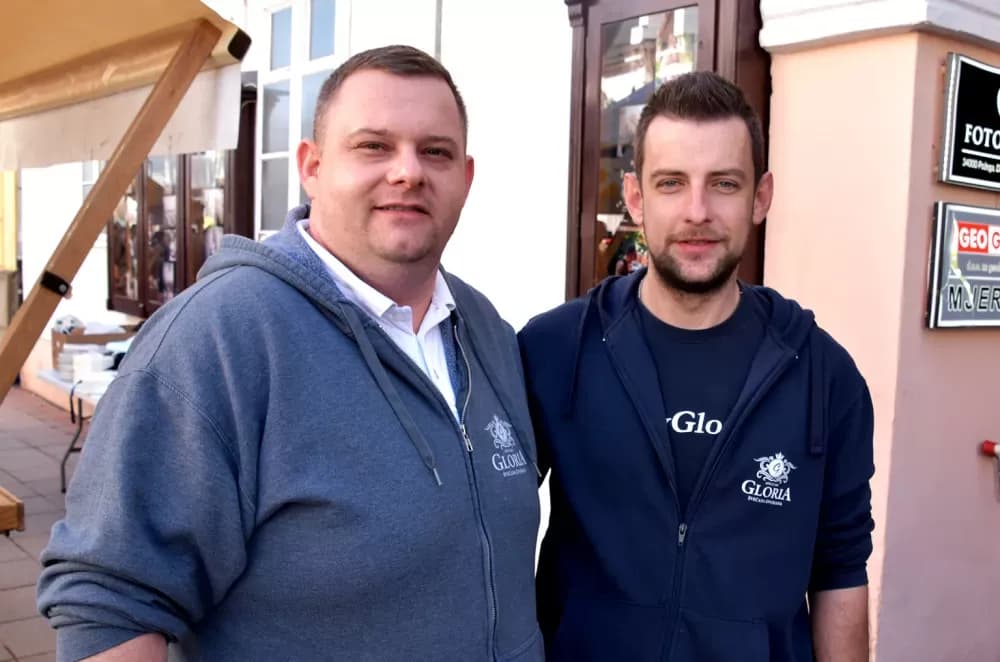Povijesne postrojbe ponovno oživjele duh prošlih vremena u Požegi