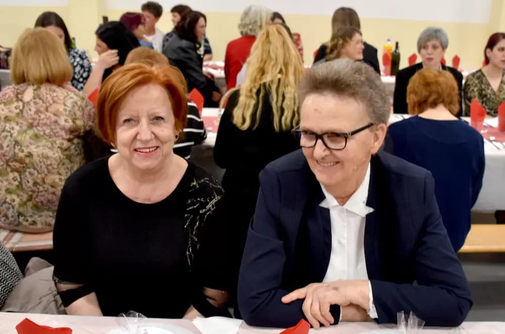 ZABAVNA VEČER U TEKIĆU: Više od stotinu žena plesalo za obnovu mjesne kapele