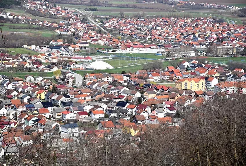Mužari ponovo grmjeli ispod Domovinskog križa