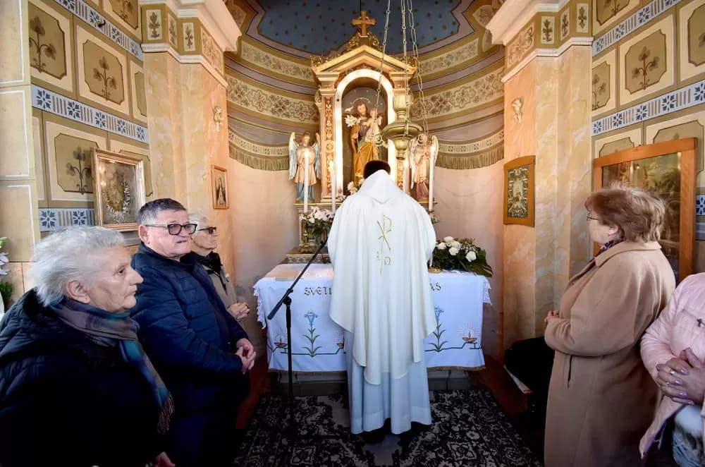 POŽEŽANI PROSLAVILI SVETOG JOSIPA: Svečano misno slavlje u kapelici na izlazu iz grada