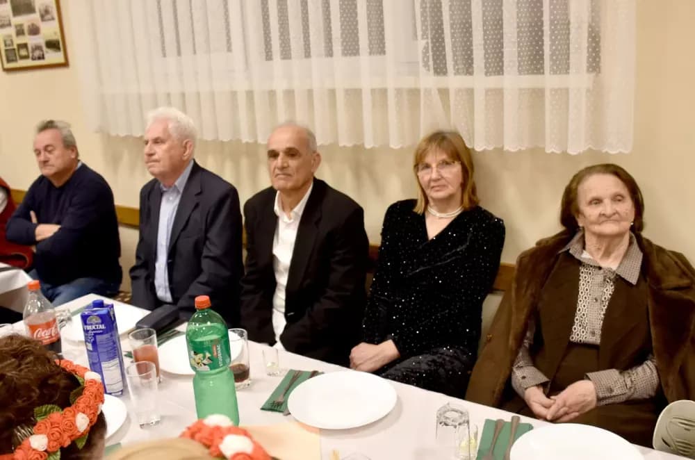 Čuvaju jezik, običaje i identitet: Beseda iz Bjeliševca ne staje