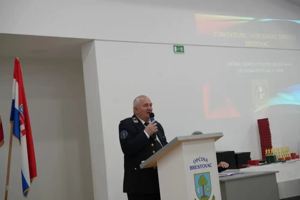 Uz jubilej DVD Brestovac odlikovan Alen Ugrin, te za 50 godina Pustajić, Varelija, Vukelić i Mirjan