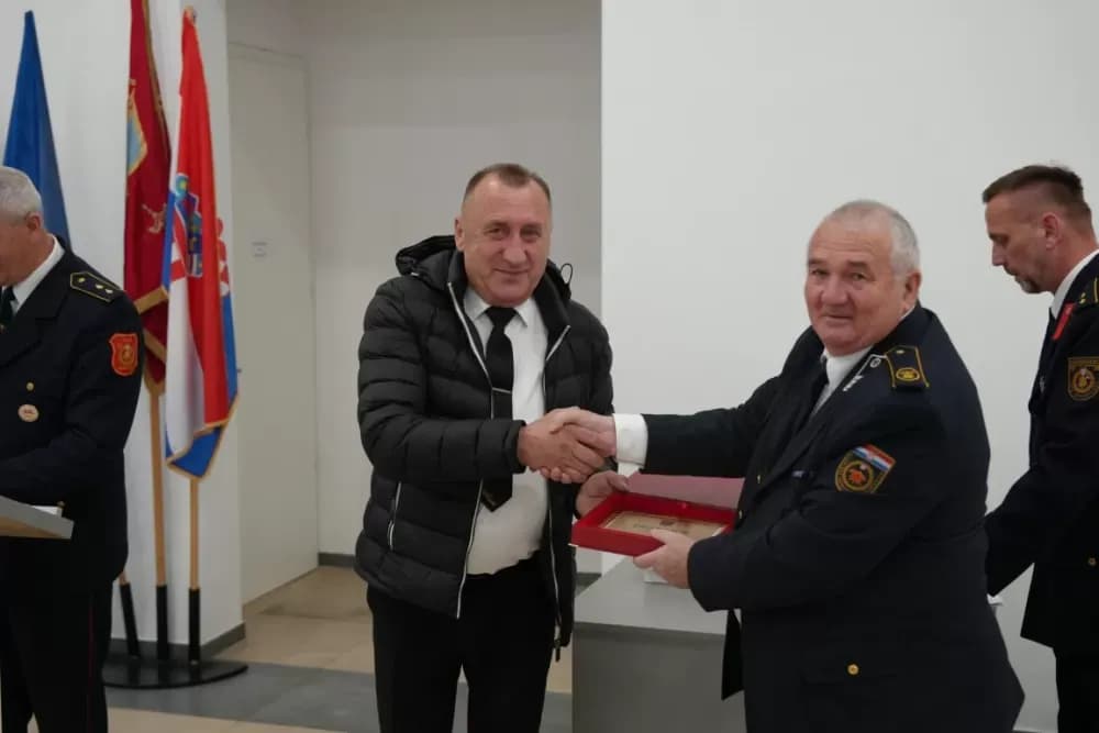 Uz jubilej DVD Brestovac odlikovan Alen Ugrin, te za 50 godina Pustajić, Varelija, Vukelić i Mirjan