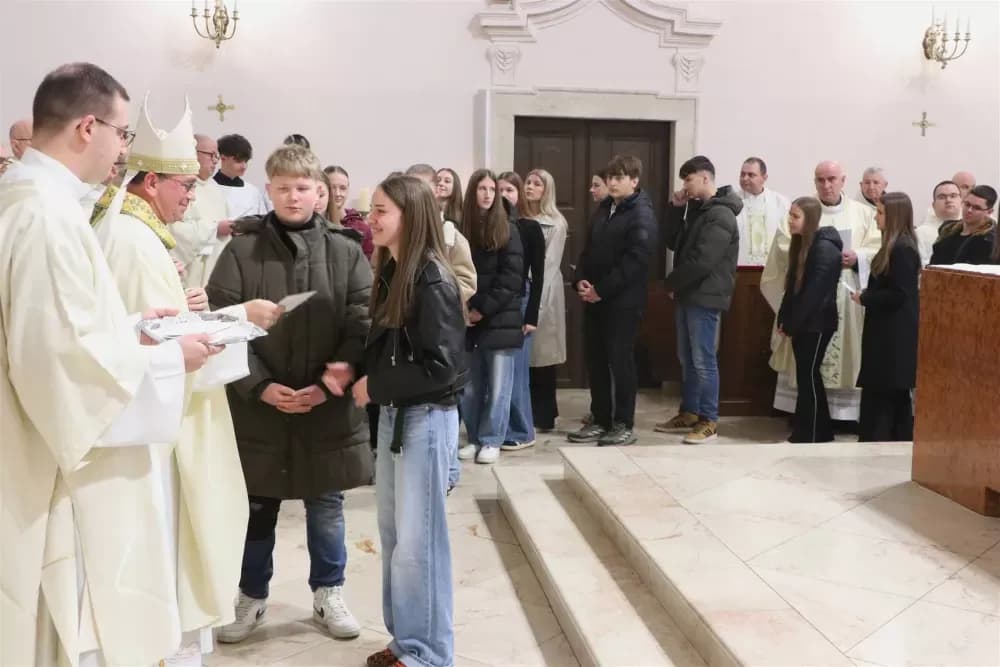 Veliki četvrtak: Posvećena ulja i obnovljena svećenička obećanja