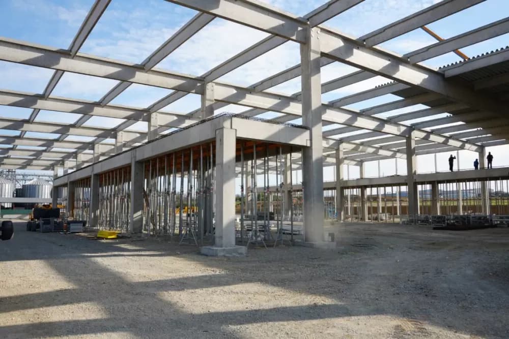 Gradnja Regionalnog distribucijskog centra za voće i povrće u Požegi od 16 milijuna eura napreduje prema planu