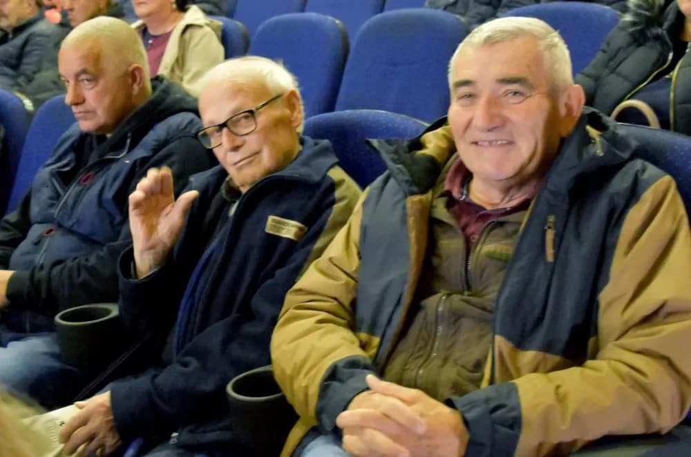 OSNOVANA UDRUGA „EKO KUTJEVO“: Školski primjer građanske inicijative uz prepunu dvoranu i zelene zastavice