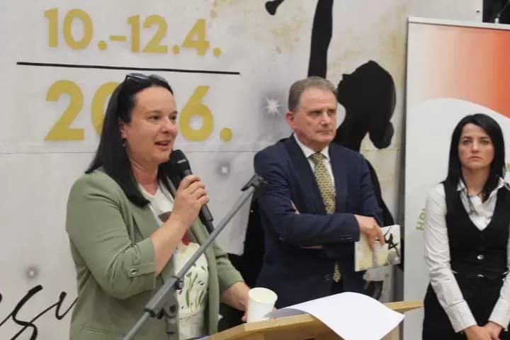 PLETERNICA: Svečano otvoreno 29. Državno prvenstvo u mažoret plesu
