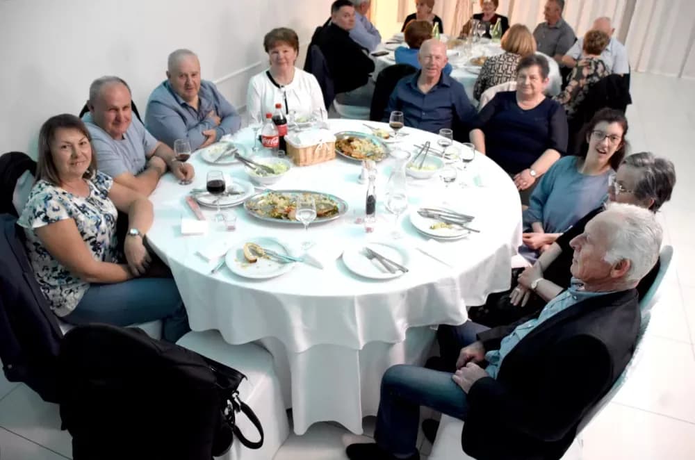 Plesna tradicija se nastavlja: Više od stotinu plesača ispunilo dvoranu Gloria