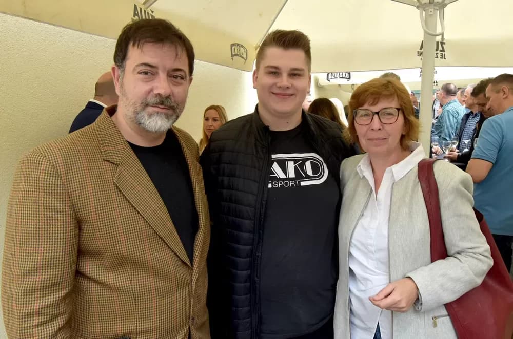 Pismoreklam kao “Top Gun” grafičke industrije – otvoren novi pogon: Snaga obitelji Mandić pretočena u novi poslovni uspjeh