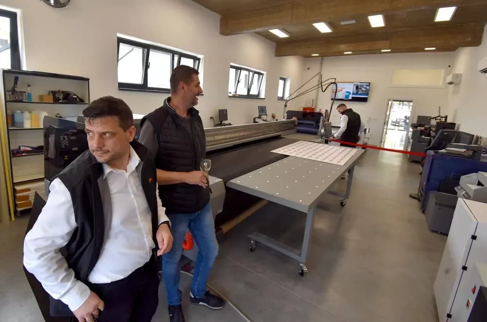 Pismoreklam kao “Top Gun” grafičke industrije – otvoren novi pogon: Snaga obitelji Mandić pretočena u novi poslovni uspjeh