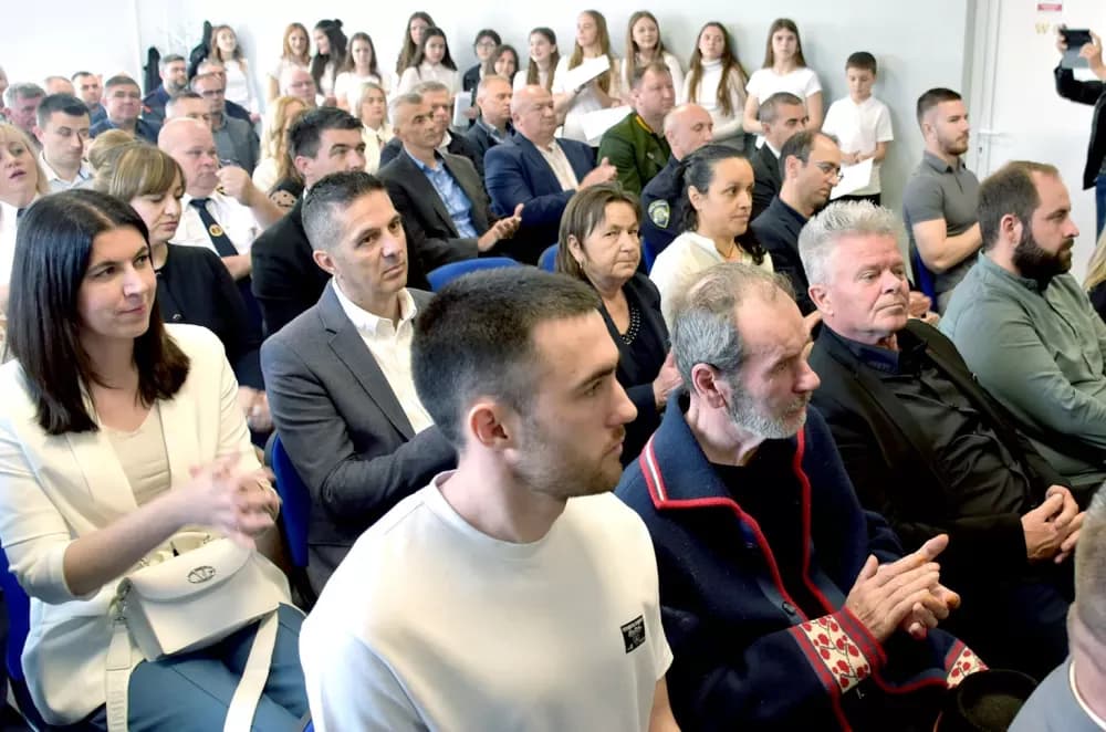 Nagrade Općine Čaglin primili Goran Blagojević, lovci Ruševa i Dom za stare Ljeskovica, a zahvalnicu Andrija Vuzem