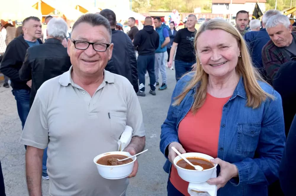Velika proslava u Čaglinu: Uz lovački gulaš i pjesmu Štefa Jeršeka slavilo se do zore