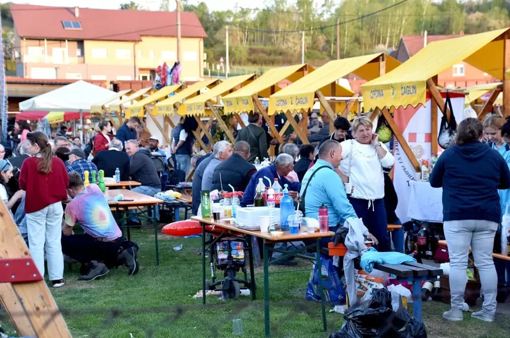 Velika proslava u Čaglinu: Uz lovački gulaš i pjesmu Štefa Jeršeka slavilo se do zore