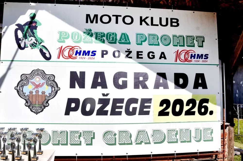 MOTOCROSS SPEKTAKL NA VILARAMA: Više od 150 vozača oduševilo brojnu publiku