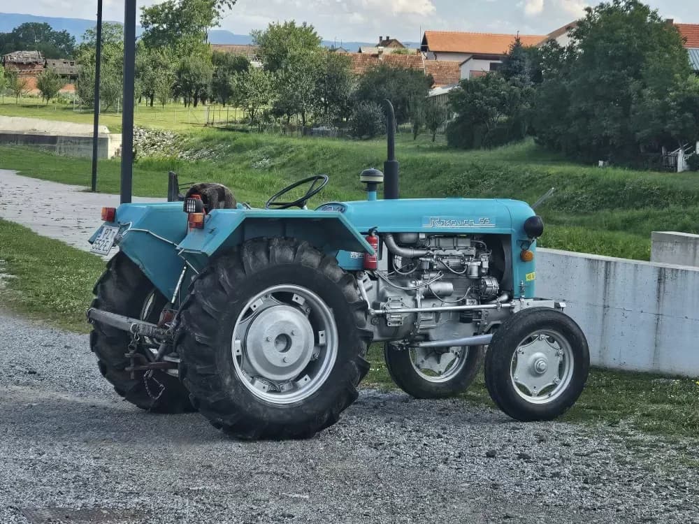 Požeška županija po broju traktora u sredini liste