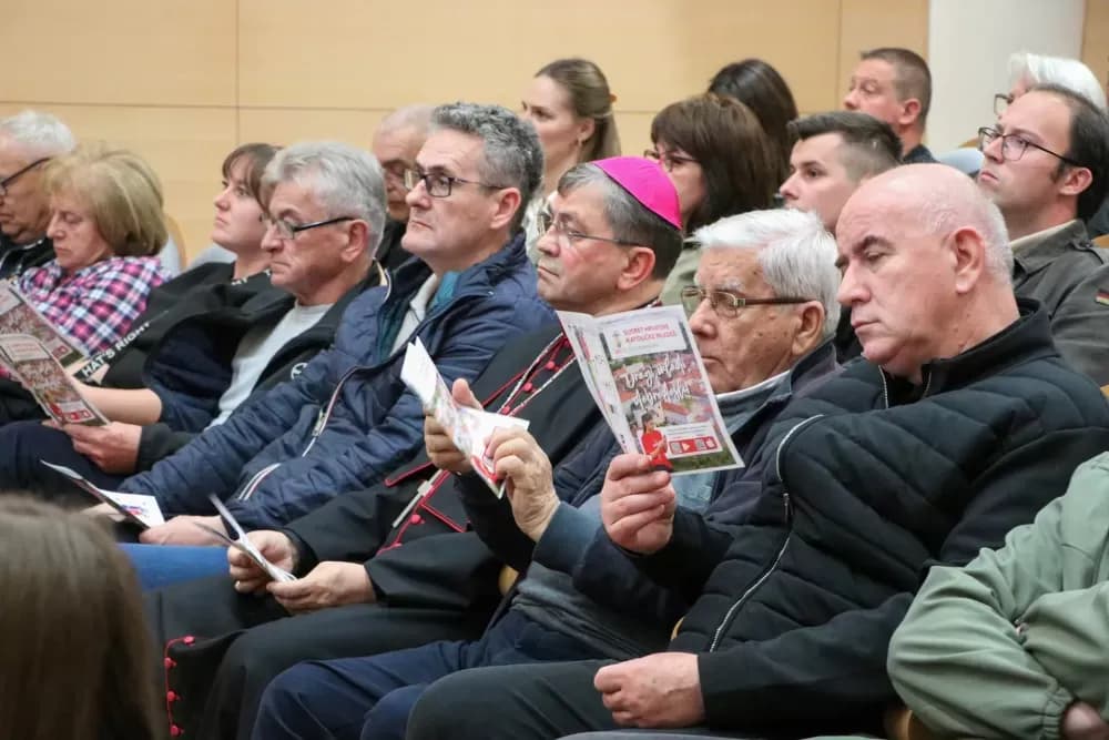 Susret župnika i koordinatora smještaja u pripravi za SHKM u Požegi