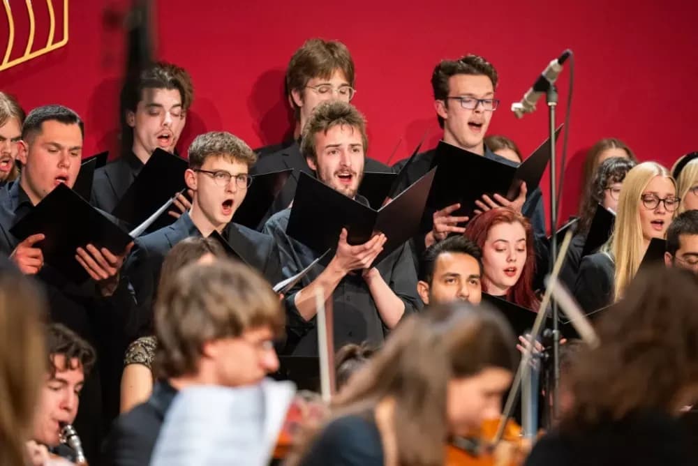 Koncert simfonijskog orkestra i zbora, MUZA