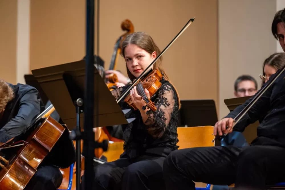 Koncert simfonijskog orkestra i zbora, MUZA
