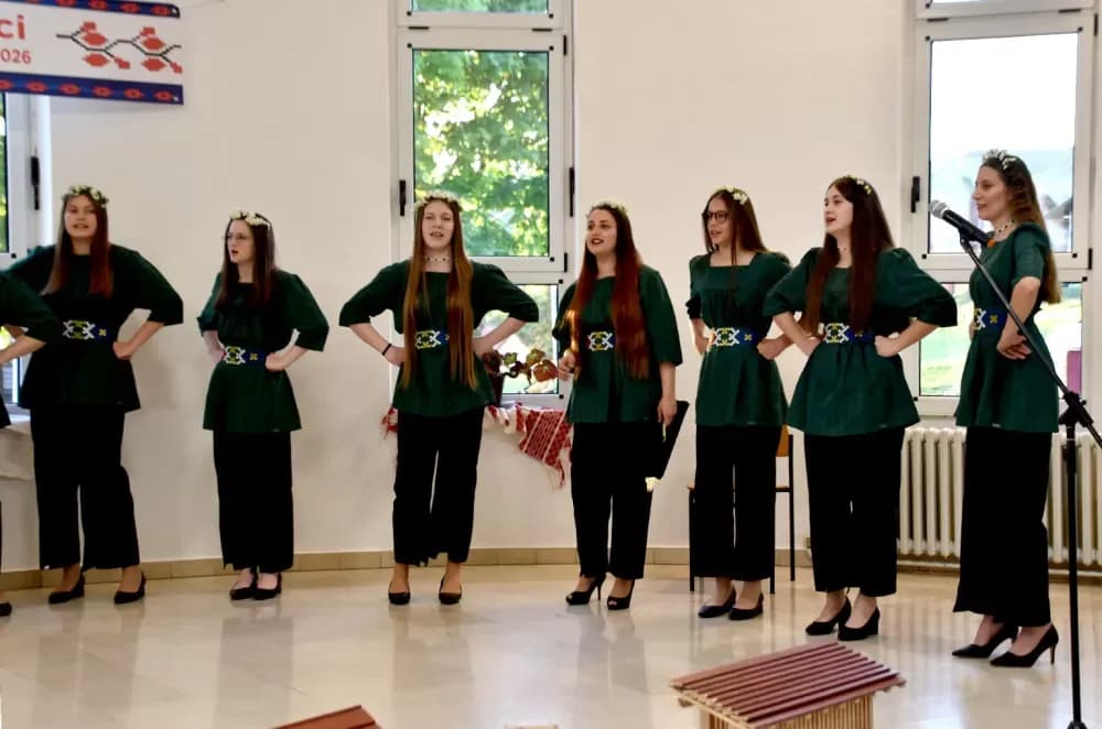 Biškupci odjekivali tradicijom: Održan 11. susret pjevačkih skupina „Pivaj diko, ja ću ti polagat“