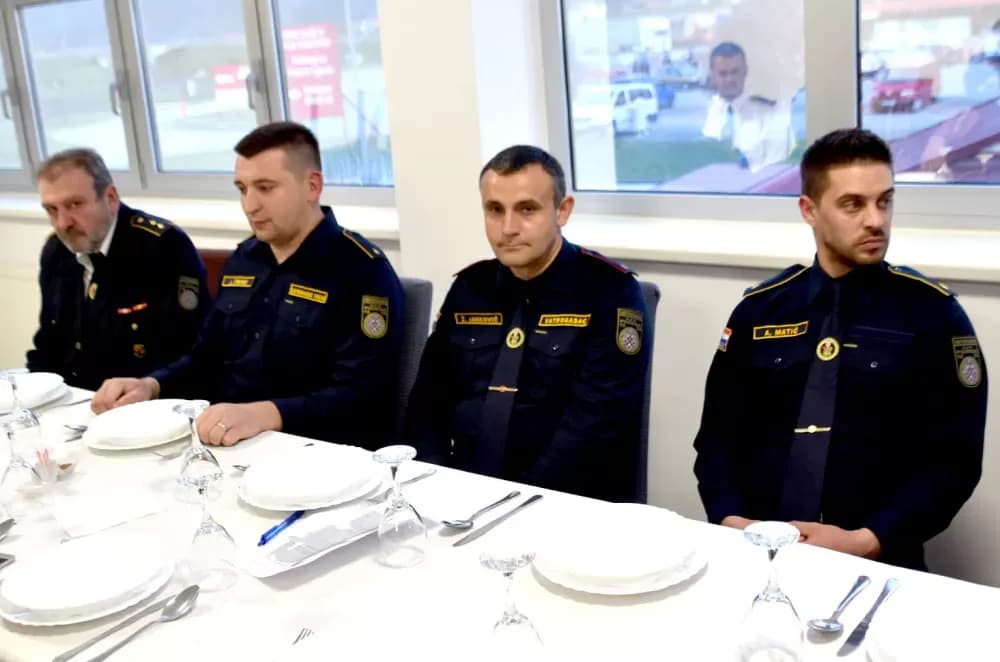 POVJERENJE STAROM VODSTVU: Sebastijan Galiot i Dalibor Hrunka i dalje na čelu Vatrogasne zajednice Grada Požege