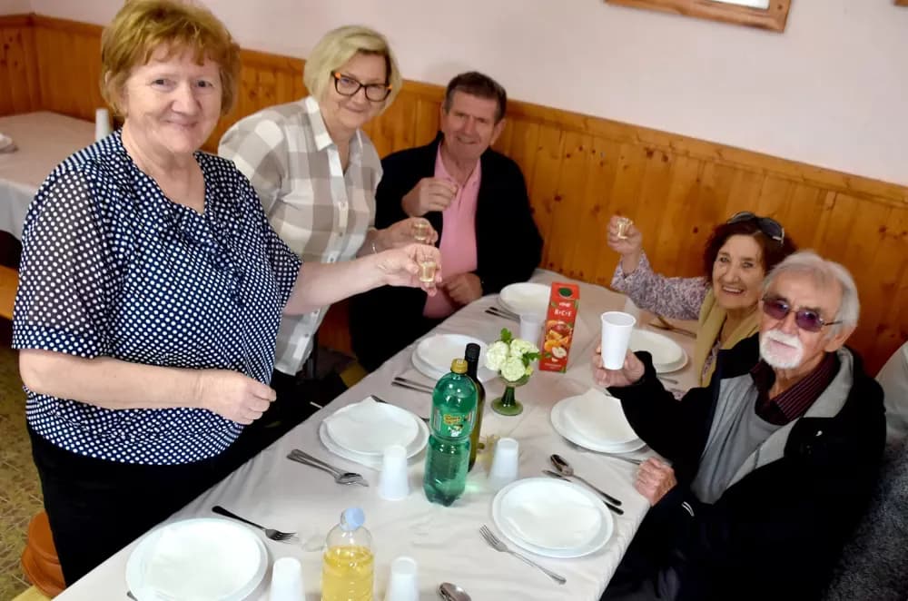 Raseljeni Vlatkovčani se okupili u selu svog djetinjstva