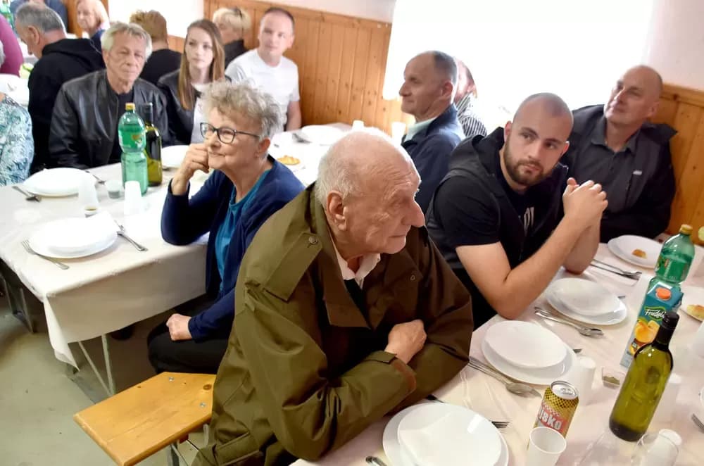 Raseljeni Vlatkovčani se okupili u selu svog djetinjstva