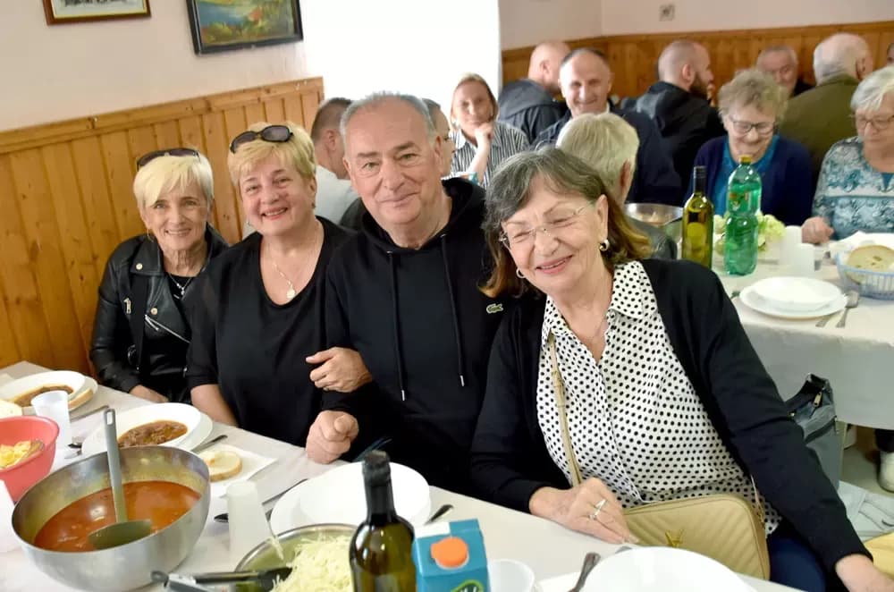 Raseljeni Vlatkovčani se okupili u selu svog djetinjstva