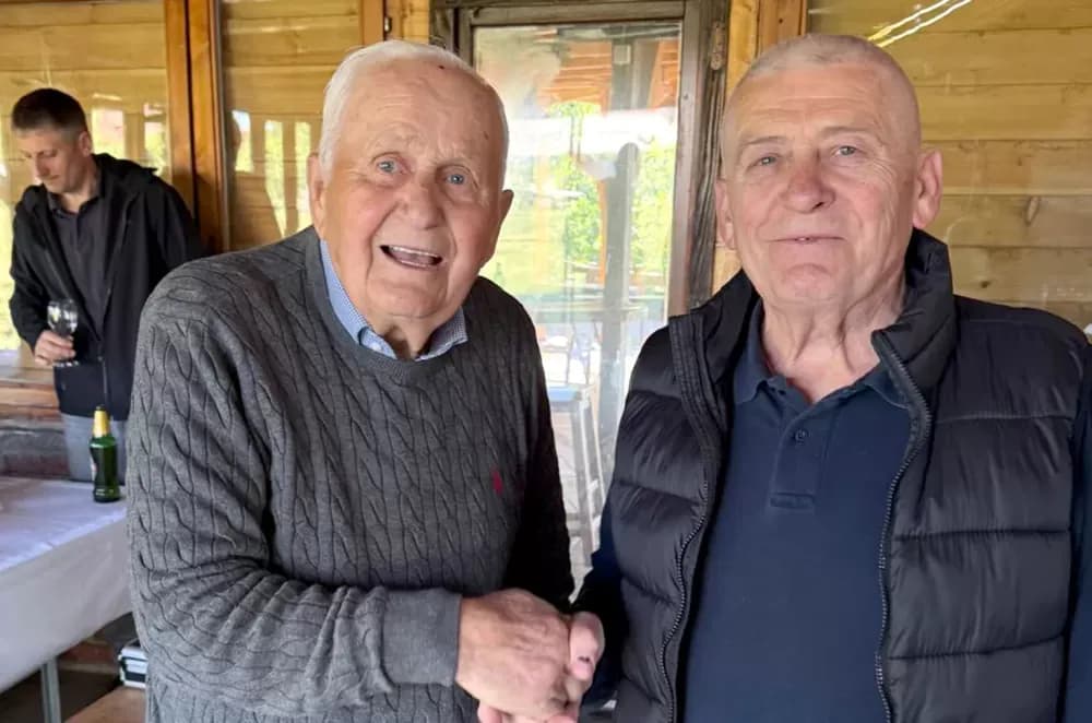 ŽIVOTNI JUBILEJ KAPATOLAČKOG PODUZETNIKA: Ilija Jelušić proslavio 70. rođendan uz obitelj, prijatelje i pjesmu