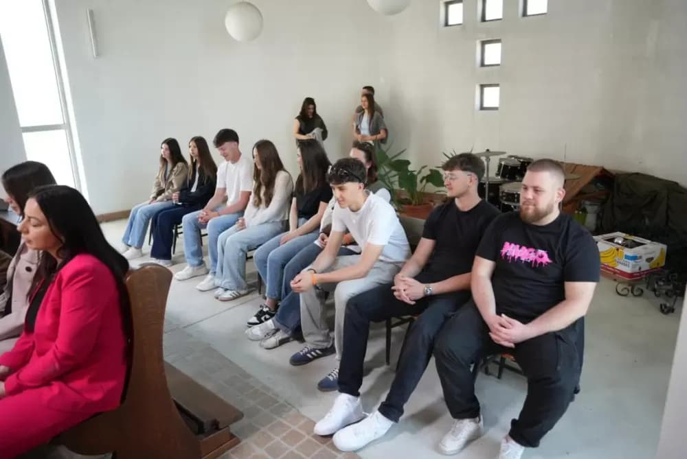 Vidovci ugostili hodočasnike iz Austije i Osijeka: Zajedništvo mladih na euharistijskom slavlju