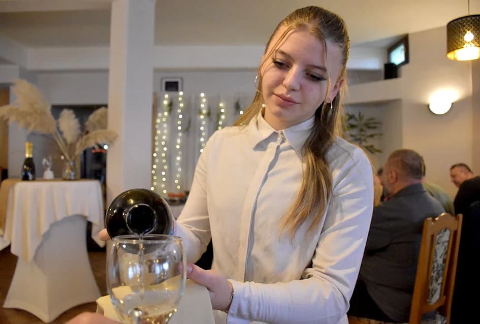 RIBARSKA KUĆA KOD FROLE U LUKAČU: Čaroliju koju nećete zaboraviti