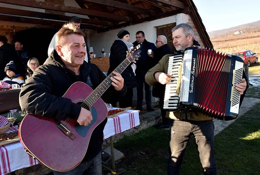 VINCELOVO U OBITELJI SONTACHI IZ KUTJEVA: Slavili 120 godina graševine