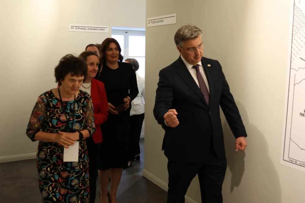 /FOTO/ Otvorena novouređena nova ʼpalačaʼ u centru grada: ʼMuzej dobra navikaʼ