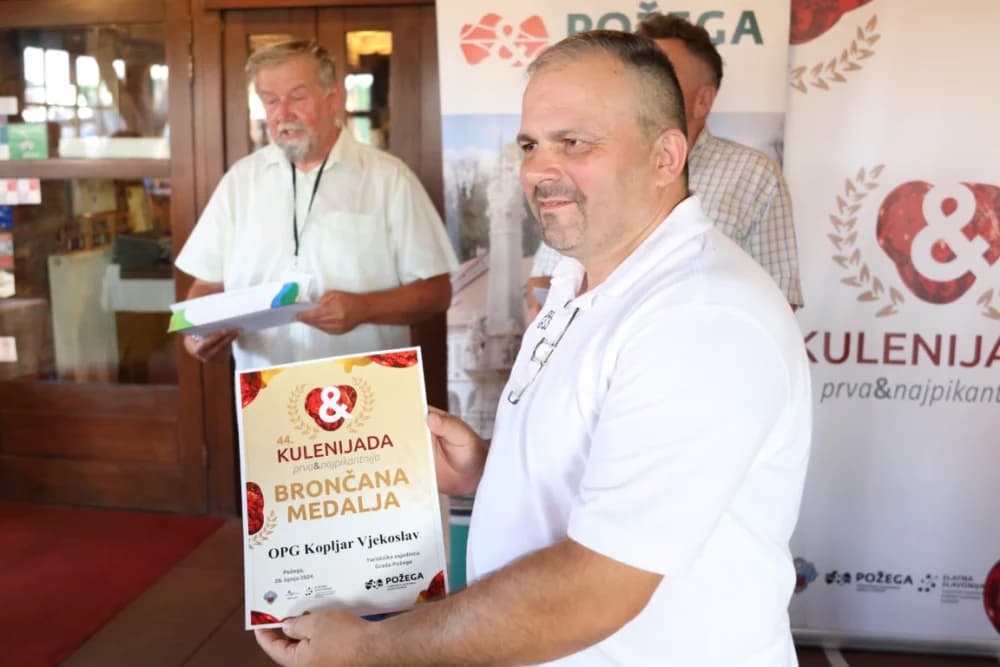 44. POŽEŠKA KULENIJADA:  Pobjednica Našičanka Iva Mihalj, a šest kulenara dobilo zlatne plakete