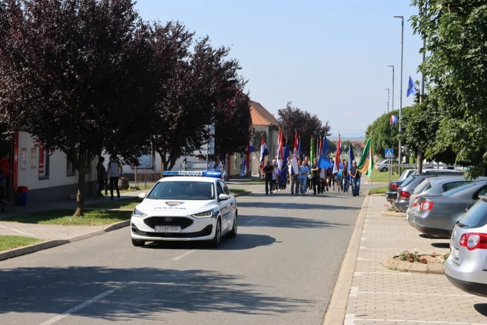Obilježan Dan branitelja grada Kutjeva: ʼVi ste časni ljudi i ako zatreba spremni ste Hrvatsku dovesti do novih pobjeda u čemu želim i ja sudjelovatiʼ