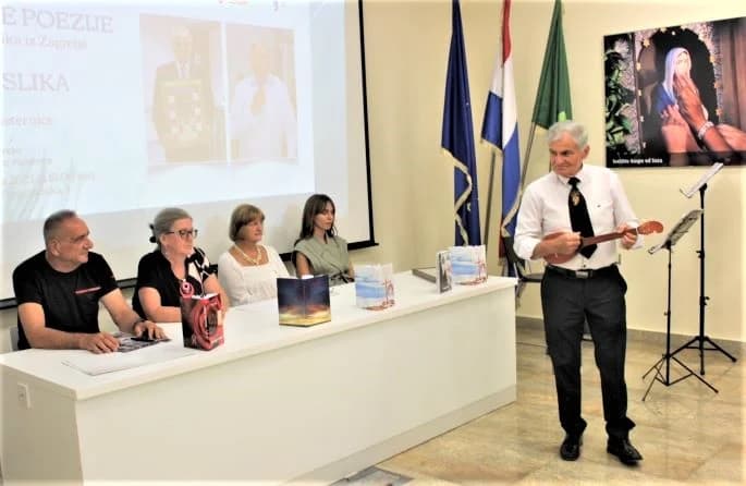 Održana večer duhovne poezije Peje Šimića i otvorena izložba slika Vida Marića