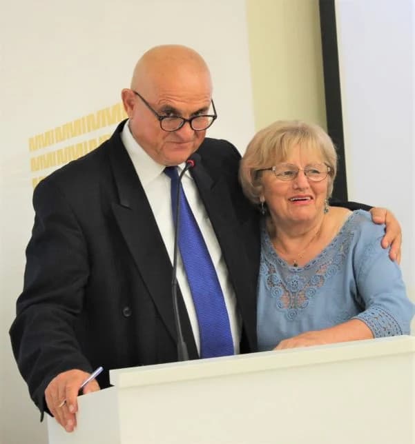 Održana večer duhovne poezije Peje Šimića i otvorena izložba slika Vida Marića