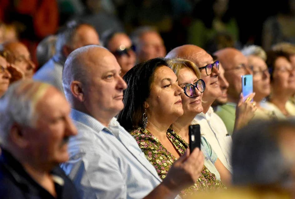 Uz brojne izvođače, tamburaške hitove i nezaboravne melodije nezaboravna večer u čast bogatom glazbenom stvaralaštvu Veljka Valentina Škorvage