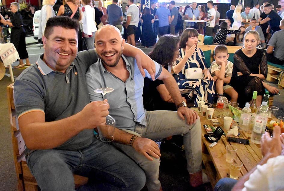 Uz brojne izvođače, tamburaške hitove i nezaboravne melodije nezaboravna večer u čast bogatom glazbenom stvaralaštvu Veljka Valentina Škorvage
