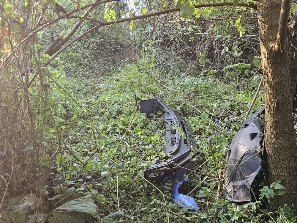 Autom sletio u Veličanku, ozlijeđene ostavio u vodi, a on pobjegao [FOTO]