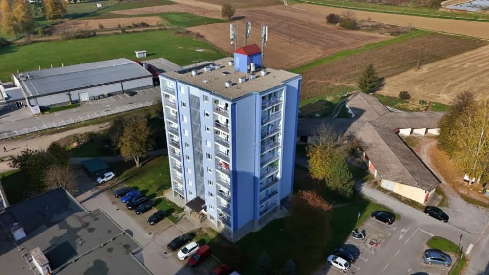Energetski obnovljena zgrada u Babinom viru: ʼU stanovima već sada osjetimo drukčiji režim grijanjaʼ