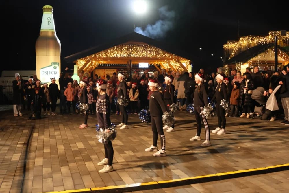 Ninina čarobna Shhhuma u Velikoj: Otvoren najraskošniji Advent u ovom dijelu Hrvatske